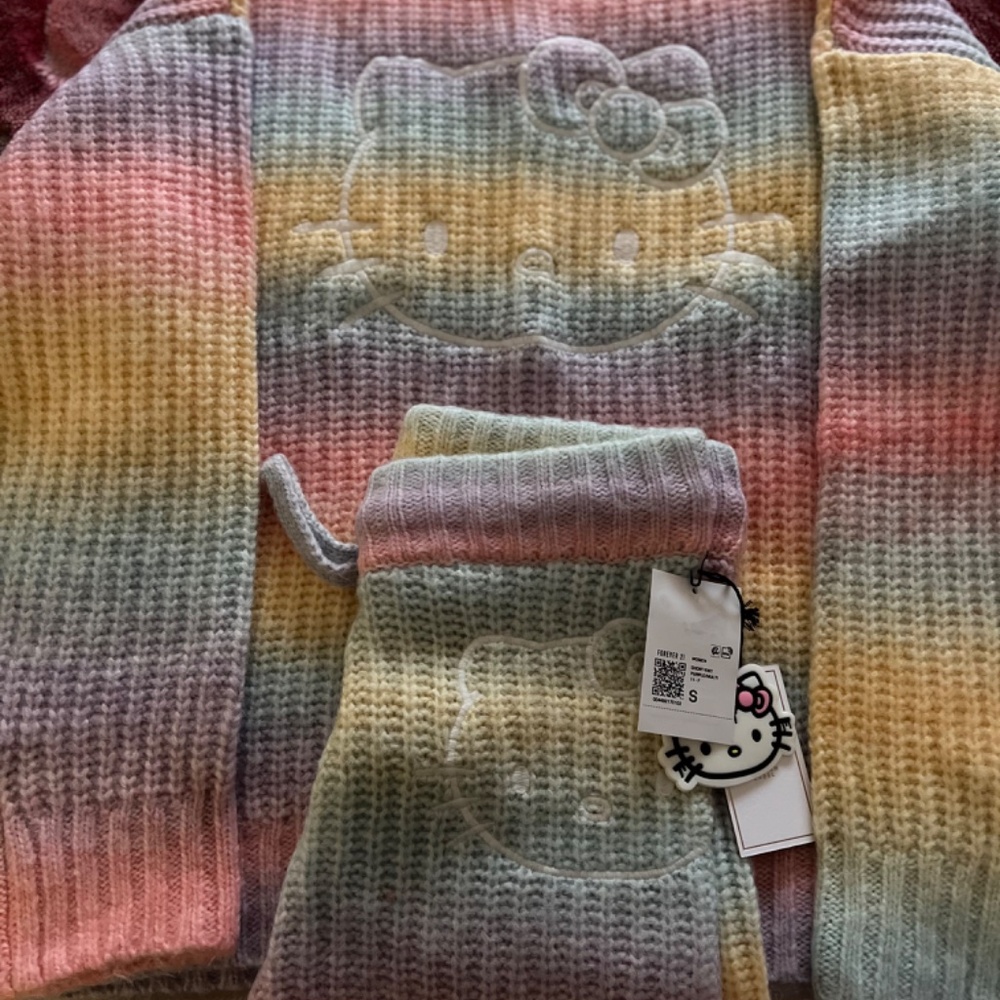Hello Kitty Embroidery Knitted Sweater and Shorts Set, Size S
